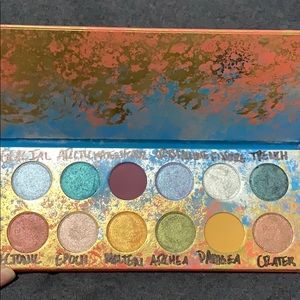 Clionadh Cosmetics PALEO palette